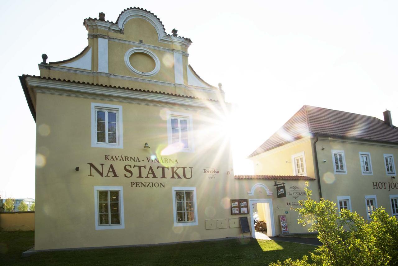 Penzion U Tri Statkaru Dobris Exterior photo